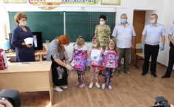В Балашове в преддверии учебного года общественники проводят благотворительные и профилактические акции