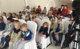 Энгельсские дети и их родители стали участниками всероссийского показа мультфильмов, посвящённый дню защиты детей