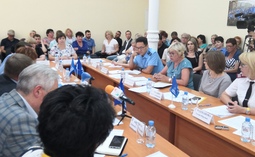 С участием Уполномоченного по правам ребенка в Саратовской области прошло заседание круглого стола по вопросу организации  школьного питания