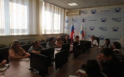 Уполномоченным по правам ребенка в Саратовской области проведена встреча с представителями многодетных семей